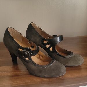 I LOVE COMFORT Gunmetal Grey Faux Suede Mary Jane Heels with Black Patent Strap